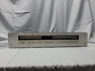 Phase Linear Model 5100 Digital Synthesized Tuner  Series Two  works great AM FM