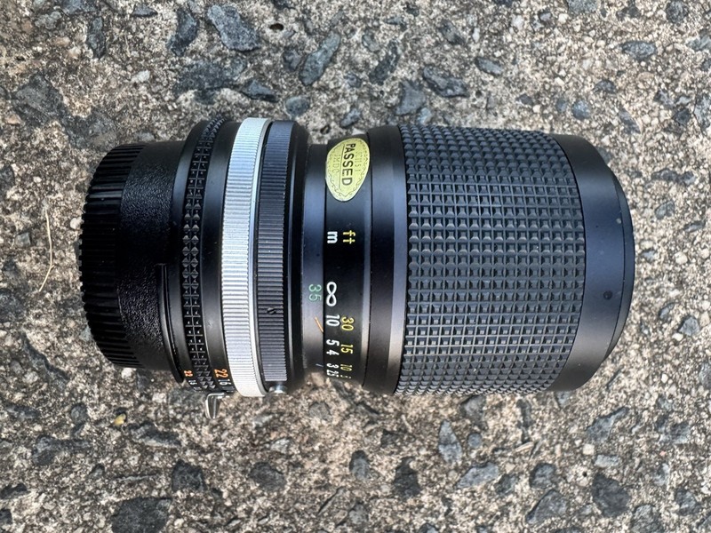 Nikkor 35-105mm 3.5-4.5mm Zoom Lens No Haze Or fungus