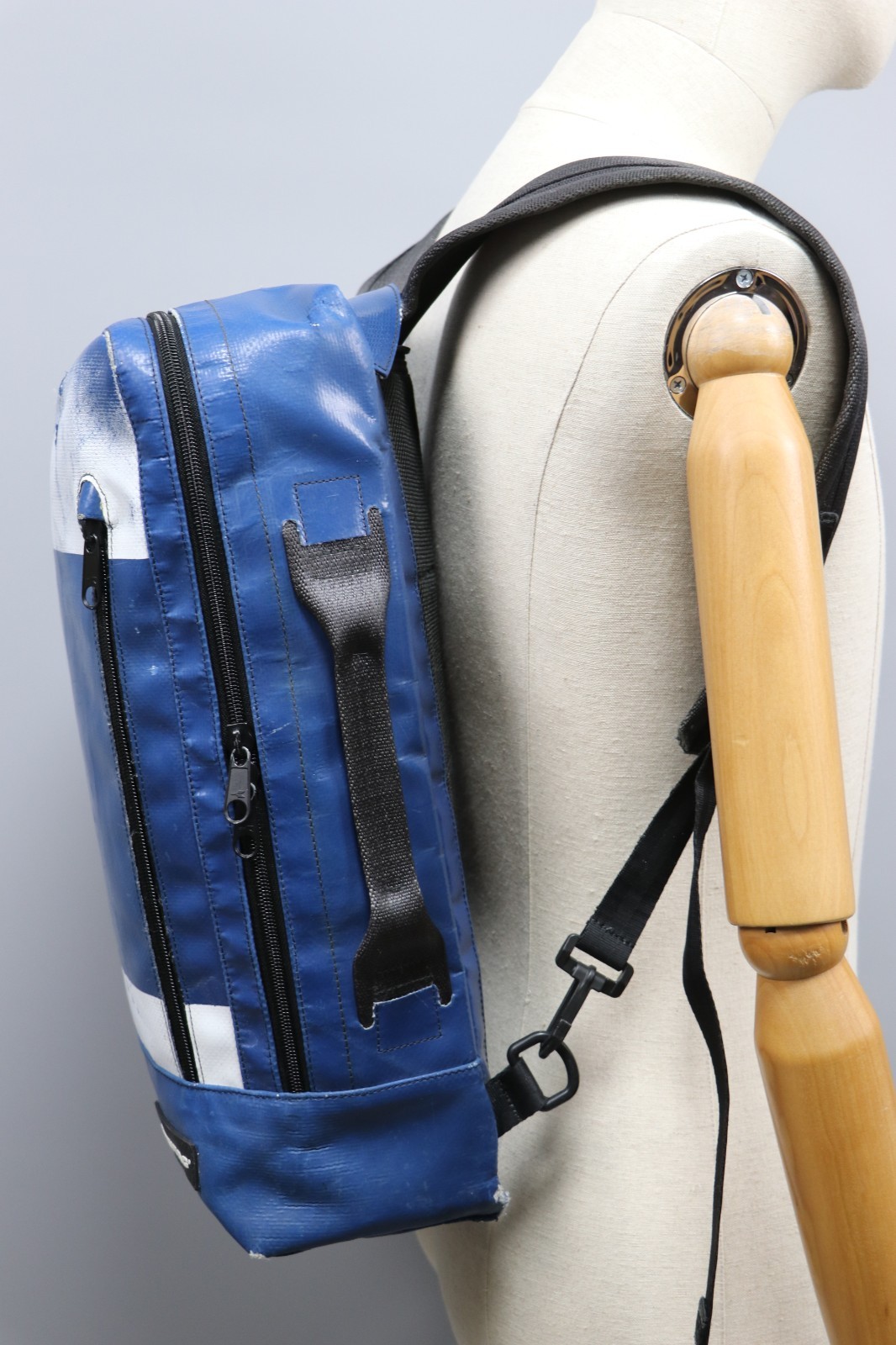 FREITAG Vintage Ultra RARE F48 HAZZARD Navy blue Messenger-BACKPACK Sz Large image 5