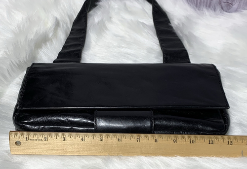 Tano New York Polished Black Leather Shoulder Unique Front Flap Magnetic Snap - Picture 21 of 24