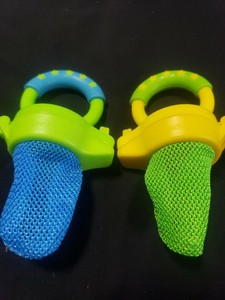 Baby Food Feeder Fresh Fruit Vegetable Chewing Pacifier Mesh