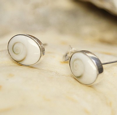 Silber Ohrstecker Oval Schlicht Shiva Eye Auge Klein Operculum Elegant Schnecke