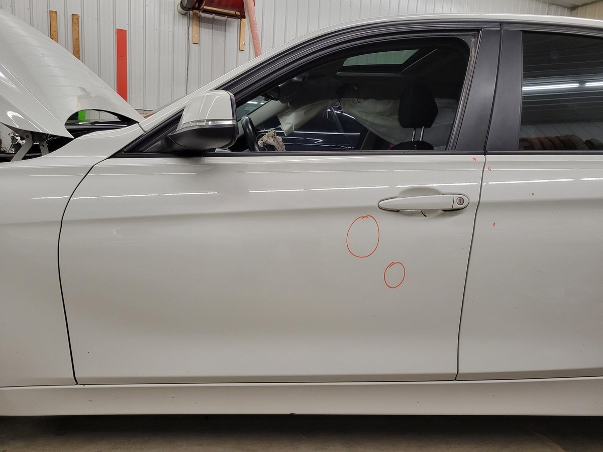 2013 BMW 320i xDRIVE DRIVER LEFT FRONT DOOR ASSY ALPINE WHITE