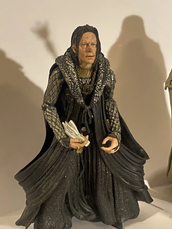 Lote original 2001 El Señor de los Anillos las Dos Torres Grima Lengua de Gusano y Sarumon Foto 4 de 4