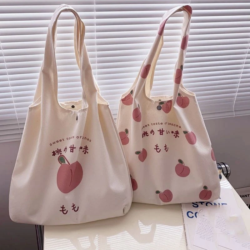 Women's shoulder bags