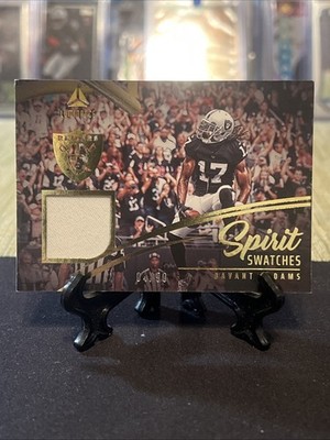 2023 Panini Luminance - Spirit Swatches Davante Adams #SS-15 Gold /50 (MEM)