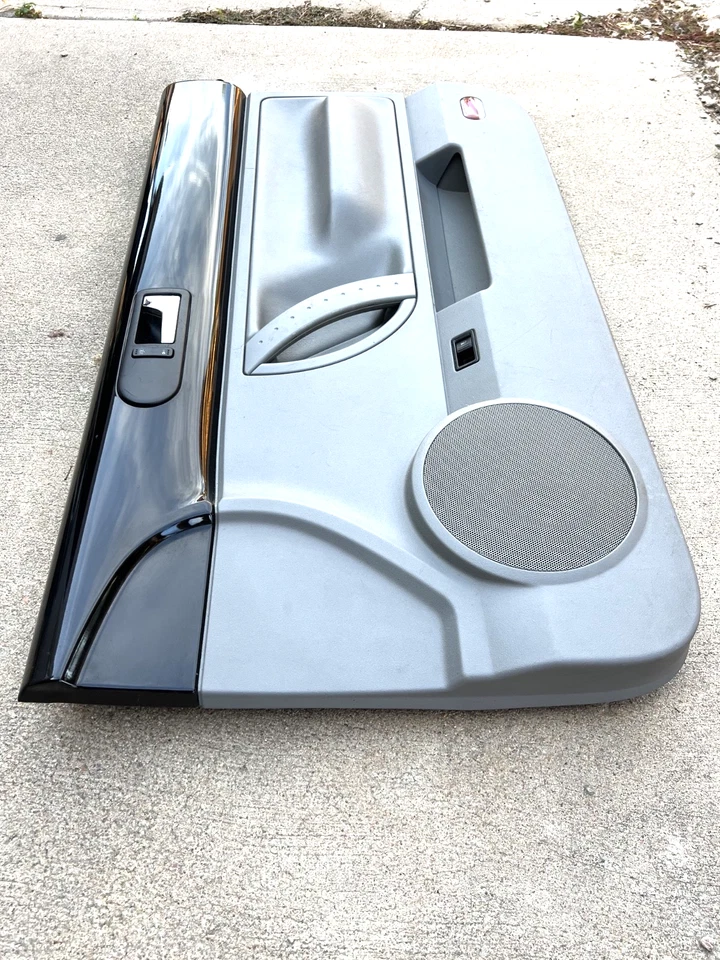 2003-2010 VW Volkswagen Beetle дверная панель кабриолет OEM RH читать описание - Изображение 4 из 4