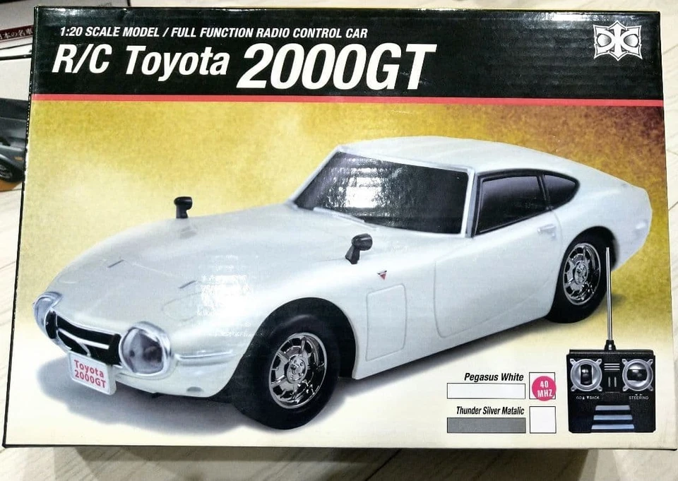 per R/C 2000GT bianco scala 1:20 - Immagine 2 di 4