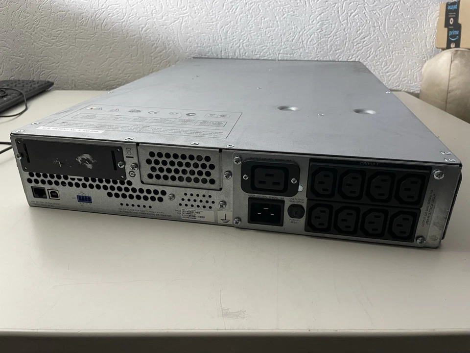 APC Smart-UPS 3000 - Image 3 of 3