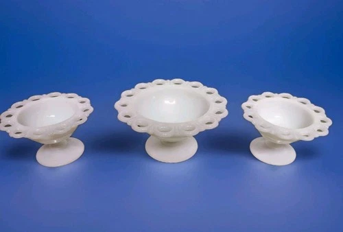 ANCHOR HOCKING ☆ OLD COLONY Lace Edge Milk Glass COMPOTE ☆ SET OF 3 1950-1960