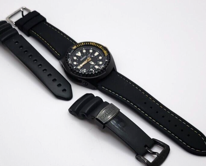Seiko Kinetic Special Edition Air Diver's GMT Ref 5M85-0AB0 Men's