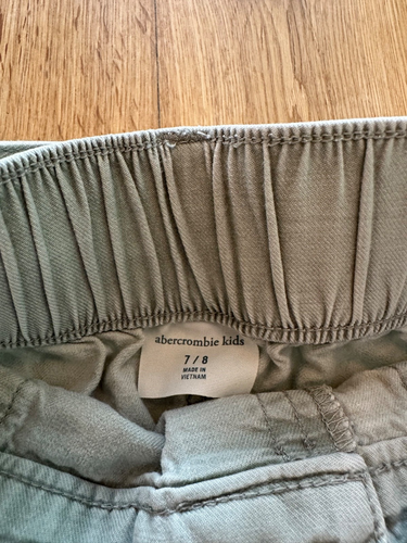 Abercrombie kids girls shorts with ribbon tie, light olive, size 7/8 - Picture 2 of 3