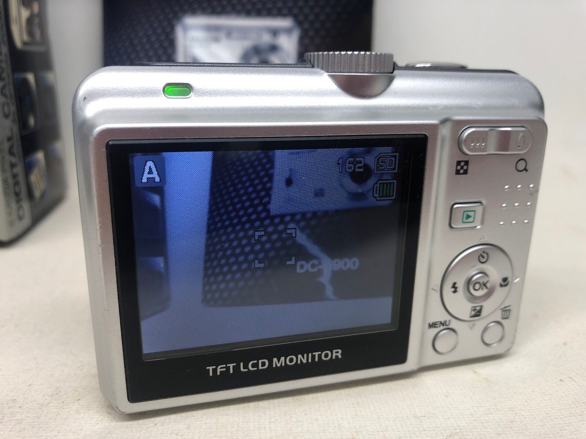Appareil Photo Numérique - Non spécifié - 21 Mega Pixels - Écran 2,7 pouces - Zo