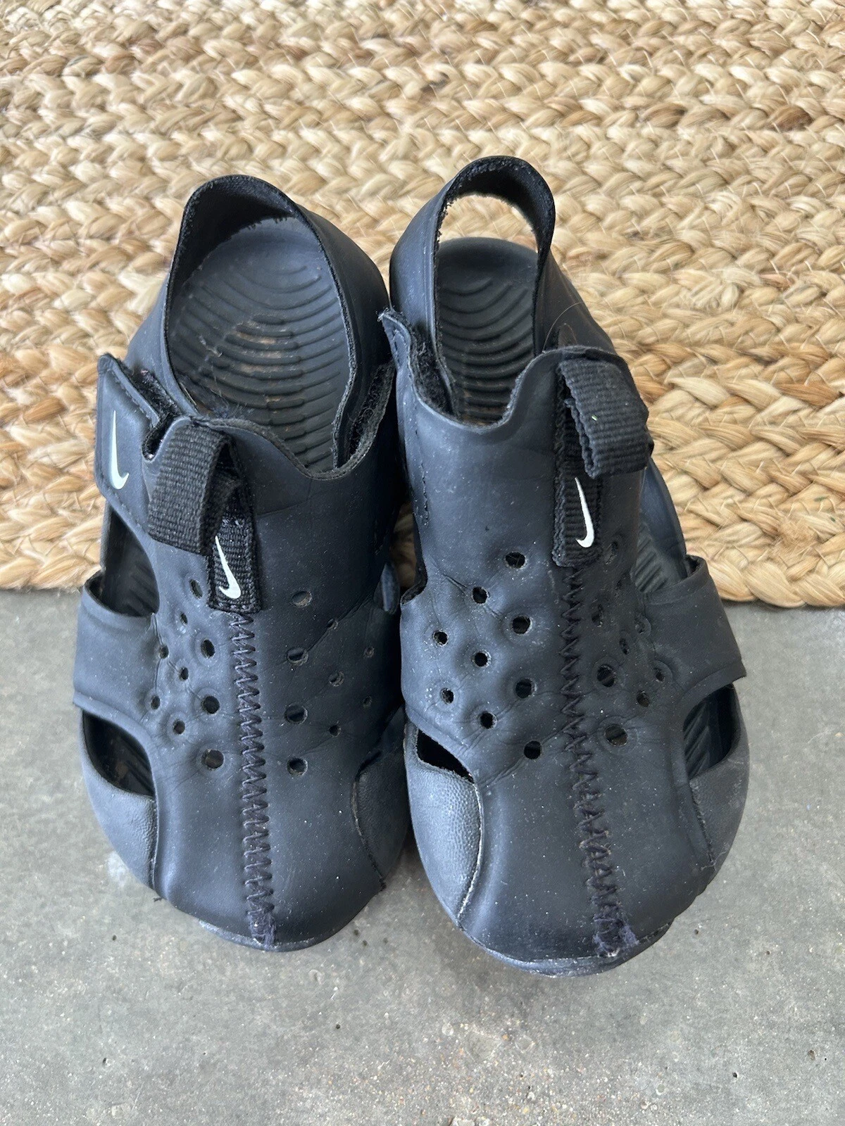 Sandali neri da spiaggia Nike Sunray Protect 2 bambini taglia 7 5 943827