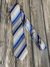 Kenneth Cole Reaction Men's 100 Silk Stripped Neck Tie