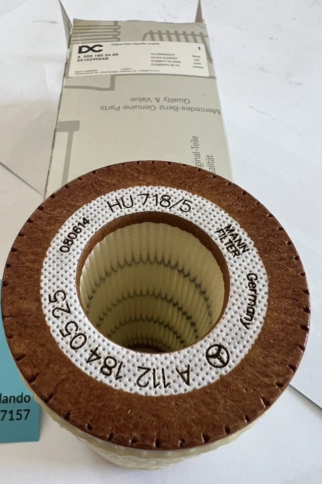 Genuine Mercedes-Benz Engine Oil Filter A 000 180 26 09 - Image 2 of 2