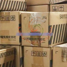 NEW 1X SANYO DENKI Servo Motor R2AA06040HXP00