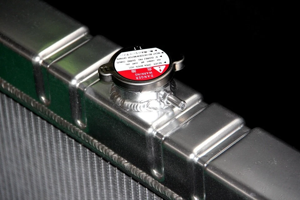 KKS 3 ROW RADIATOR FIT 67-73 70 71 72 DODGE DART PLYMOUTH VALIANT DUSTER L6 22"W - Image 4 of 4