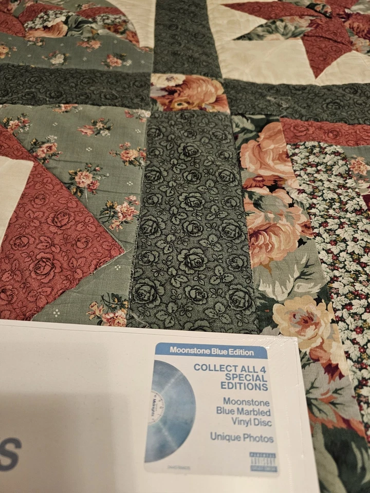 TAYLOR SWIFT MIDNIGHTS VINYL(MOONSTONE BLUE MARBLE VINYL) TARGET EXC. NEW&SEALED - Image 4 of 4