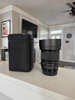 SIGMA 20mm F/1.4 DG HSM Art Lens (for Canon EF mount) Near Mint