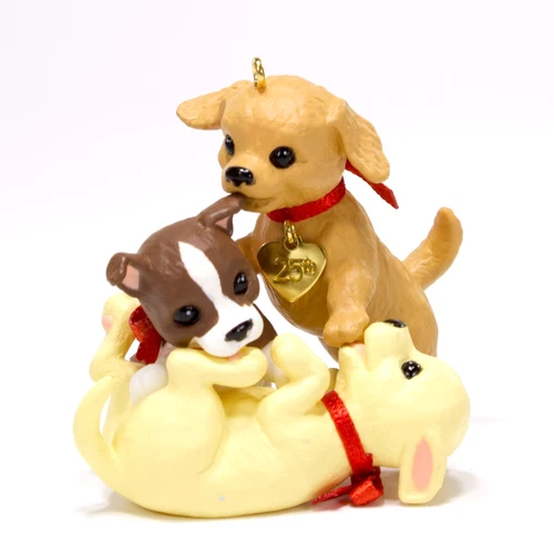 Hallmark Puppy Love 2015 Ornament 25th Anniversary Member Exclusive Boxed