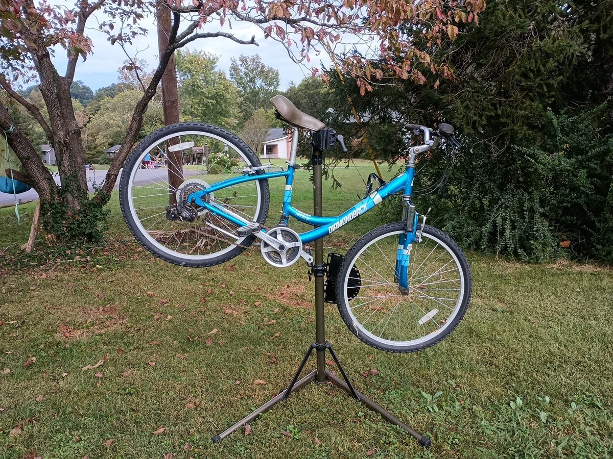 Diamondback Serene Classic Women's Bike Hybrid Diamondback