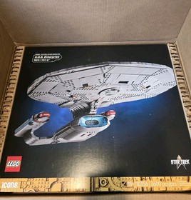 🎄 LEGO 10356 Star Trek U.S.S. Enterprise NCC-1701-D SEALED IN HAND