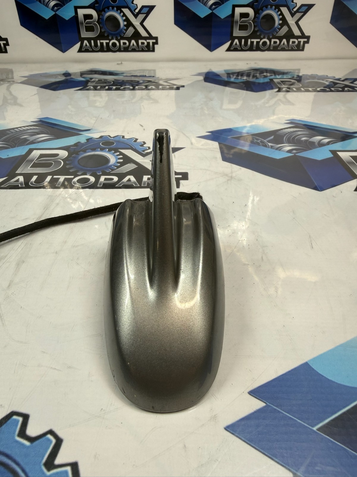 2014-2024 MASERATI QUATTROPORTE SHARKFIN ROOF ANTENNA 670026007 OEM