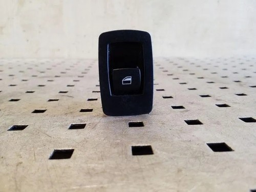 BMW 3 Touring E91 Schalter für Fensterheber hinten links 15939900 2.0 26150609