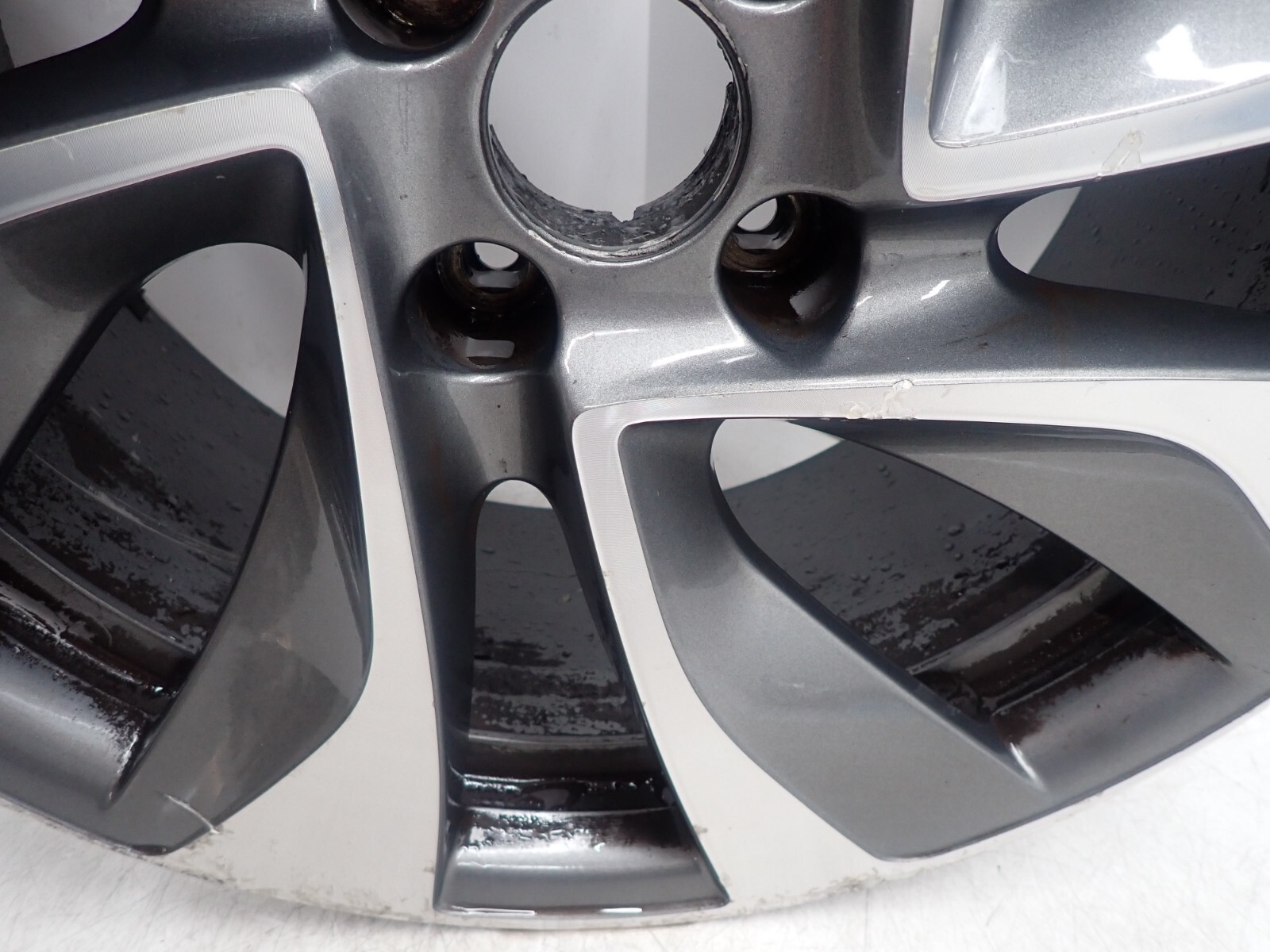 18%22+Genuine+CITROEN+Ds5+Alloy+Wheel+Rim+9687902677+MINT for sale ...