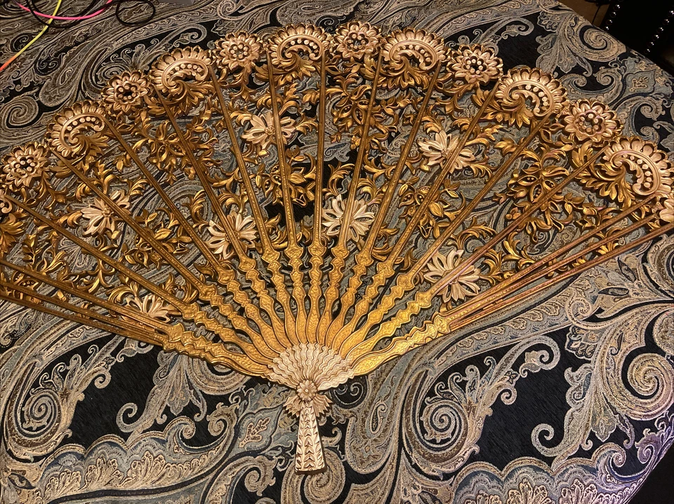 Colgante de pared vintage de filigrana oriental de burwood #4402 Foto 3 de 4