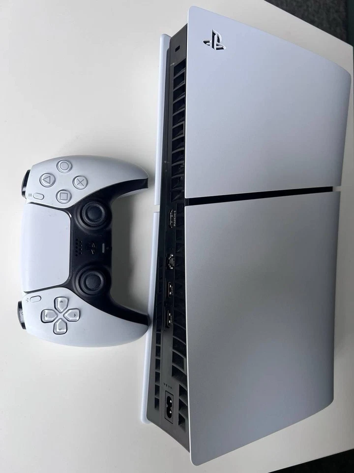 Sony PlayStation 5 Slim, photo 1 of 4