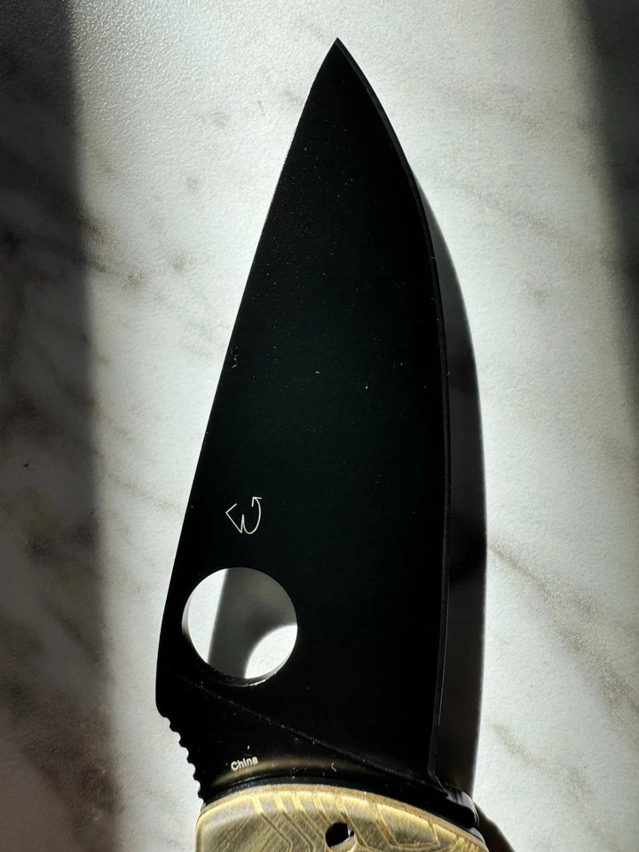 Spyderco Tenacious Laser Etched Brass Scales Black 8CR13MOV Blade - Image 4 of 4