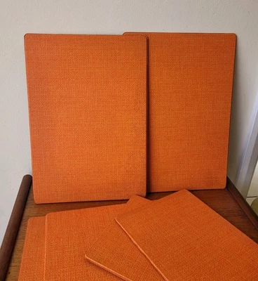 Vintage Set Tischsets Retro Orange Vinyl 60er 70er Deko Strukturoptik - Bild 1 von 4