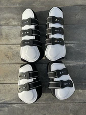 QHP Open Front Boots. Set Of 4. White. Size Full 