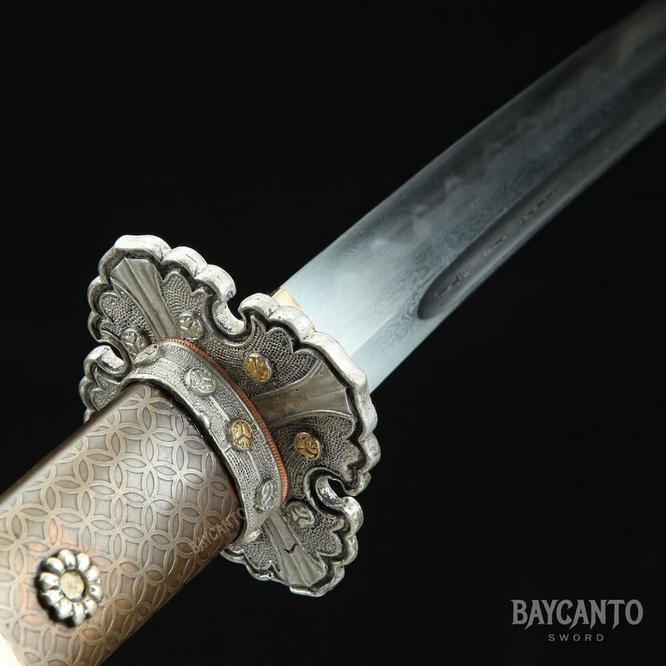 Damasco Acero Tachi Real Hamon Katana Hecha a Mano Arcilla Templada Agua Apagada Foto 3 de 4