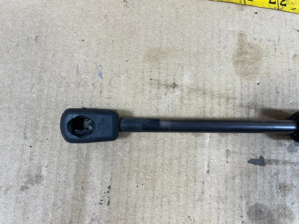 2013 - 2016 Mini Cooper Paceman capô dianteiro direito elevador suporta cilindro fabricante de equipamento original. - Imagem 2 de 4