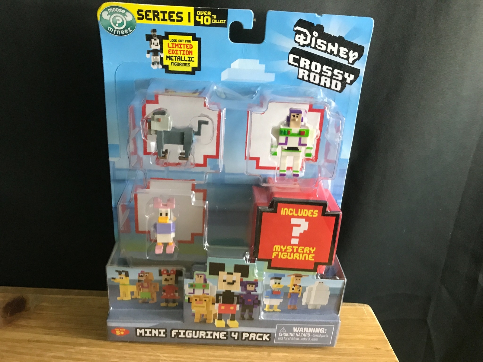 NEW DISNEY CROSSY ROAD MINI FIGURINE 4 PACK SERIES 1 DAISY,RAFIKI,BUZZ LIGHTYEAR