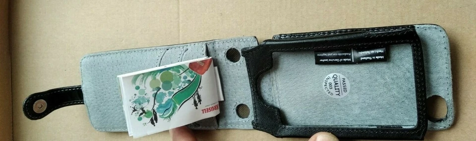 Capa de couro flexível Krusell Orbit para Apple iPhone 4/4S - Imagem 4 de 4