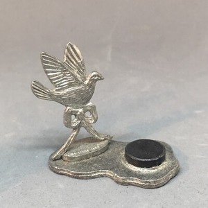 metzke bird and ribbon thimble holder 1988