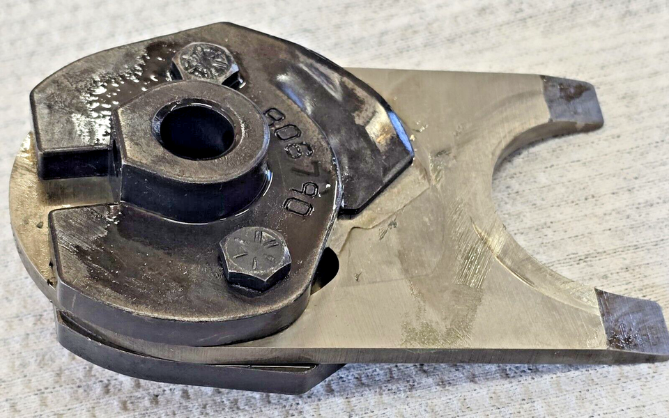 Port Side Tilt Ram Power Trim & Tilt Cylinder (Port Side) For