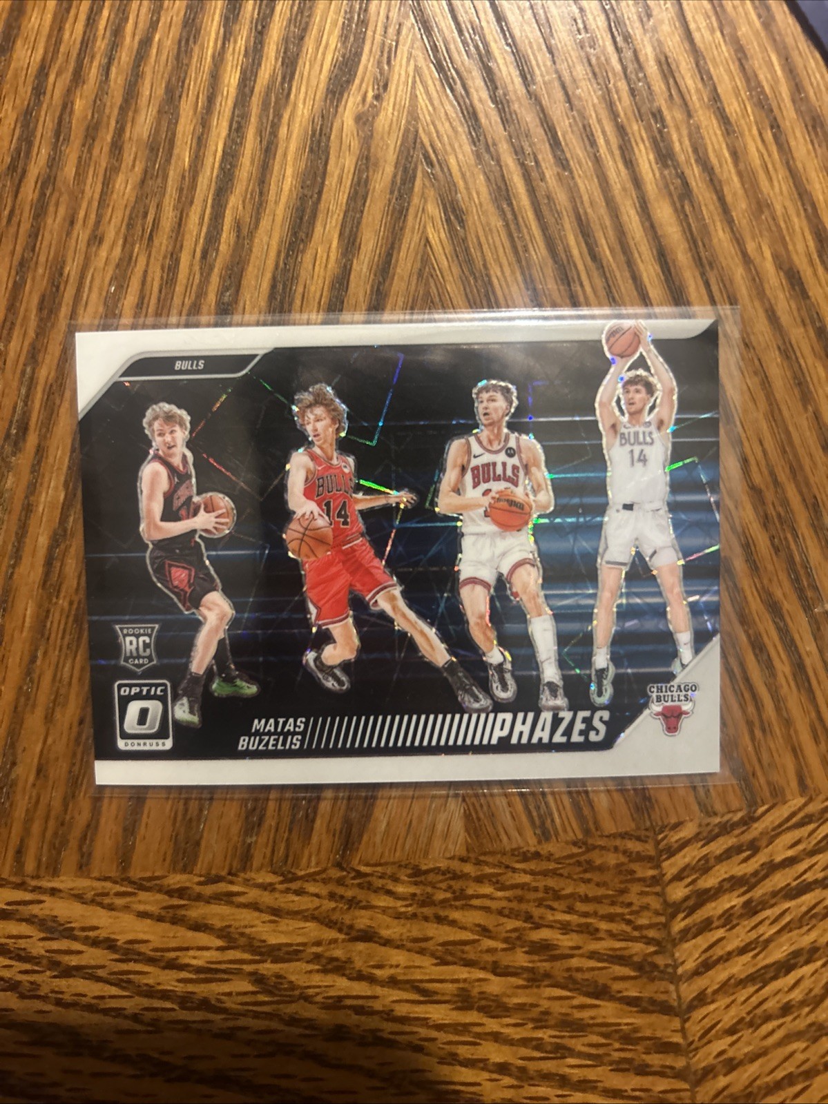 2024-25 OPTIC MATAS BUZELIS ROOKIE PHAZES SSP LAZER PRIZM RC #27 BULLS CASE HIT