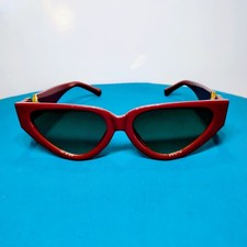 Vintage Red Cat Eye Sunglasses Gold V Accent Bold Retro 50s 80s Chic