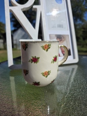 Royal Albert Old Country Roses Classic II Coffee/Tea Mug/Cup Gold Rim Fine China
