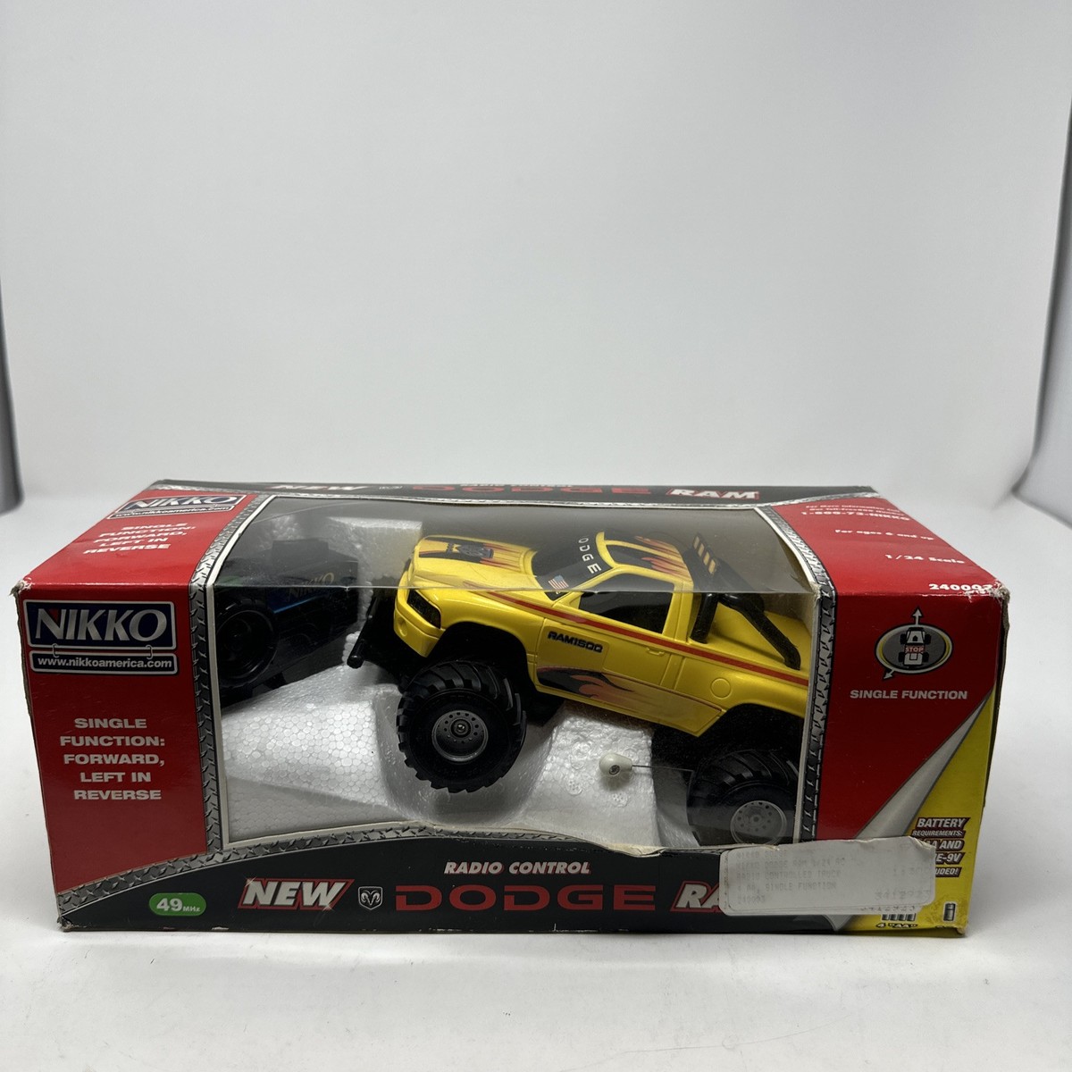 NEW Nikko - Dodge Ram 1500 - RC - 1/24 #240003 49MHz Rare Yellow