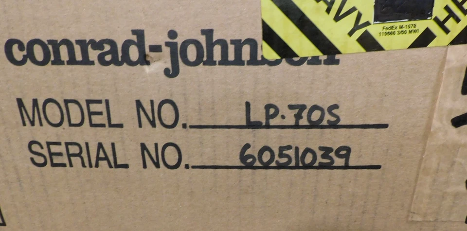 CONRAD JOHNSON LP-70S AMPLIFICADOR DE POTÊNCIA TUBO NOVO EM FOLHA EM CAIXA MESTRA FECHADA - Imagem 4 de 4