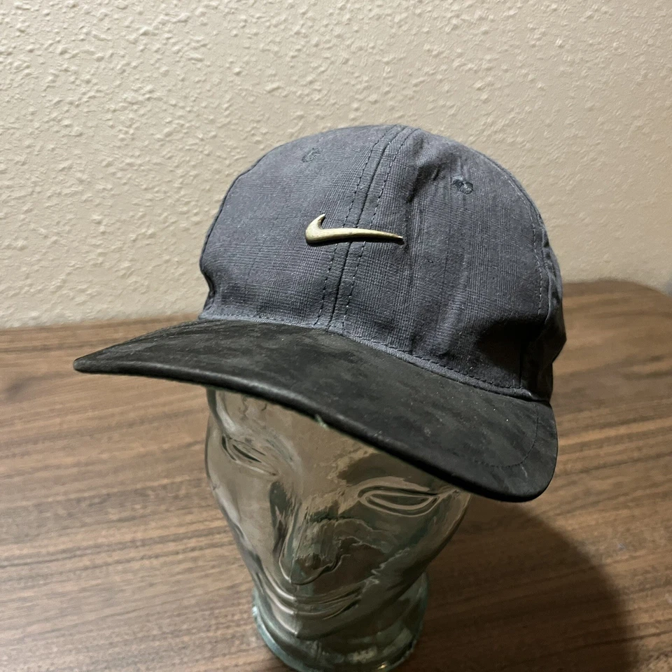 Nike Golf Hat Vintage 90s Waterproof Metal Ornament Swoosh Tailwind Tour Club - Image 4 of 4