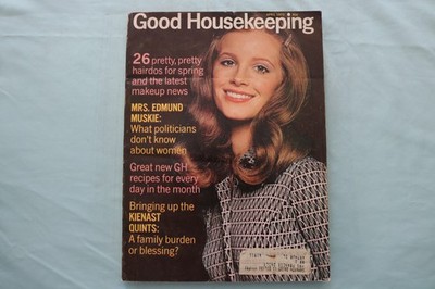 1972 APRIL GOOD HOUSEKEEPING MAGAZINE - CATHY MORRIS COVER - E 26635