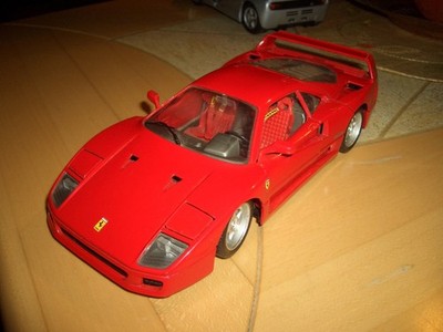 1/18 Ferrari F40 Coupé Tonka Modellauto Rot 