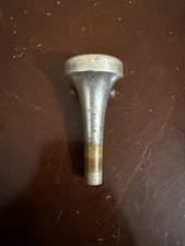 VENTE GARAGE : Embouchure trombone petite tige Conn "3" occasion | Bon état !